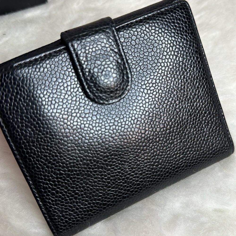 💯Authentic Chanel Caviar Short Wallet🍀 - Picture 12 of 15